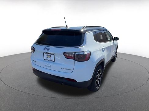 Used 2025 Jeep Compass Limited image 14