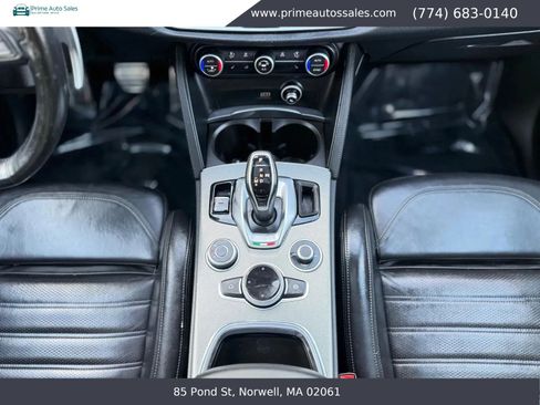 Used 2021 Alfa Romeo Stelvio Ti Sport AWD/4WD image 19