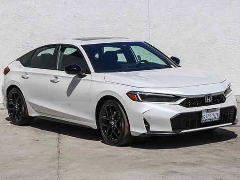 Used 2026 Honda Civic Sport image 3