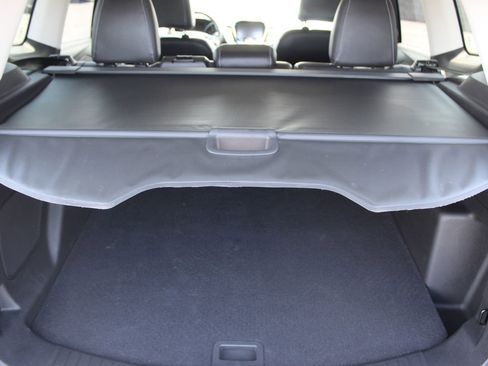 Used 2017 Ford Escape Titanium FWD image 17