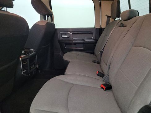 Used 2019 RAM 2500 Big Horn AWD/4WD image 18