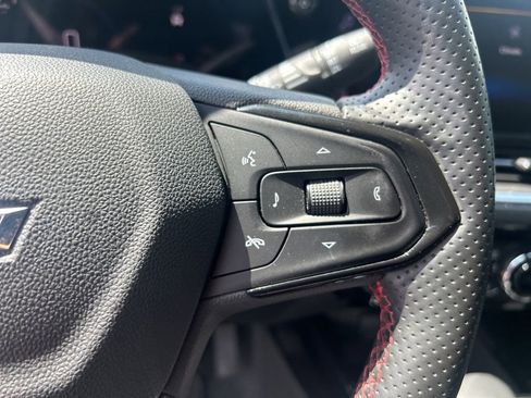 Used 2024 Chevrolet Trax RS w/ Driver Confidence Package FWD image 24