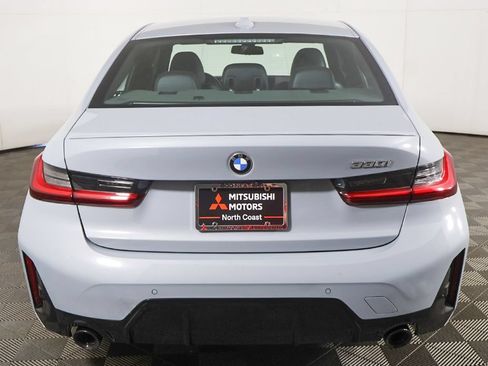Used 2023 BMW 330i Sedan w/ M Sport Package RWD image 10