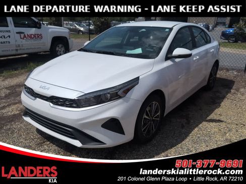 Used 2024 Kia Forte LXS w/ LXS Technology Package FWD image 1