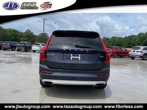Used 2017 Volvo XC90 T6 Momentum w/ Vision Package AWD/4WD image 4