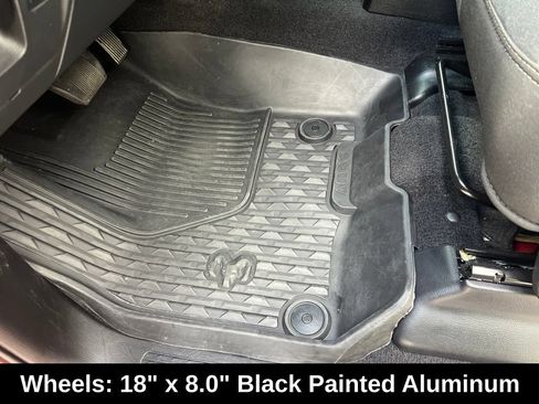 Used 2025 RAM 1500 Warlock AWD/4WD image 24