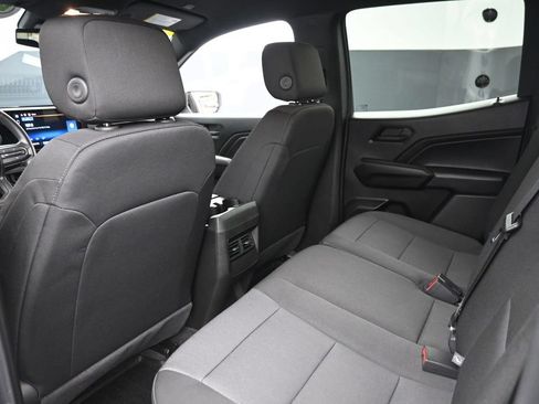 Used 2023 Chevrolet Colorado Trail Boss w/ LPO, Dark Essentials Package AWD/4WD image 11