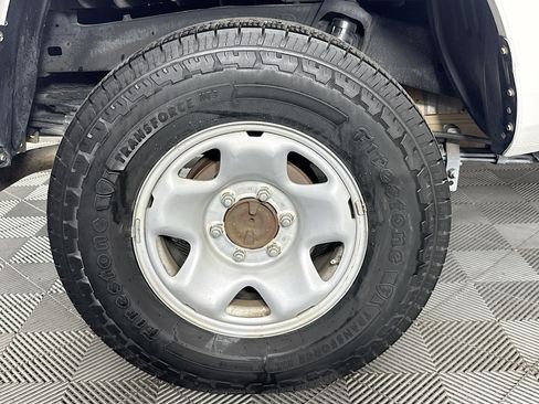 Used 2022 Toyota Tacoma SR RWD image 28