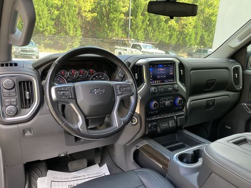 Used 2020 Chevrolet Silverado 1500 LT Trail Boss AWD/4WD image 34