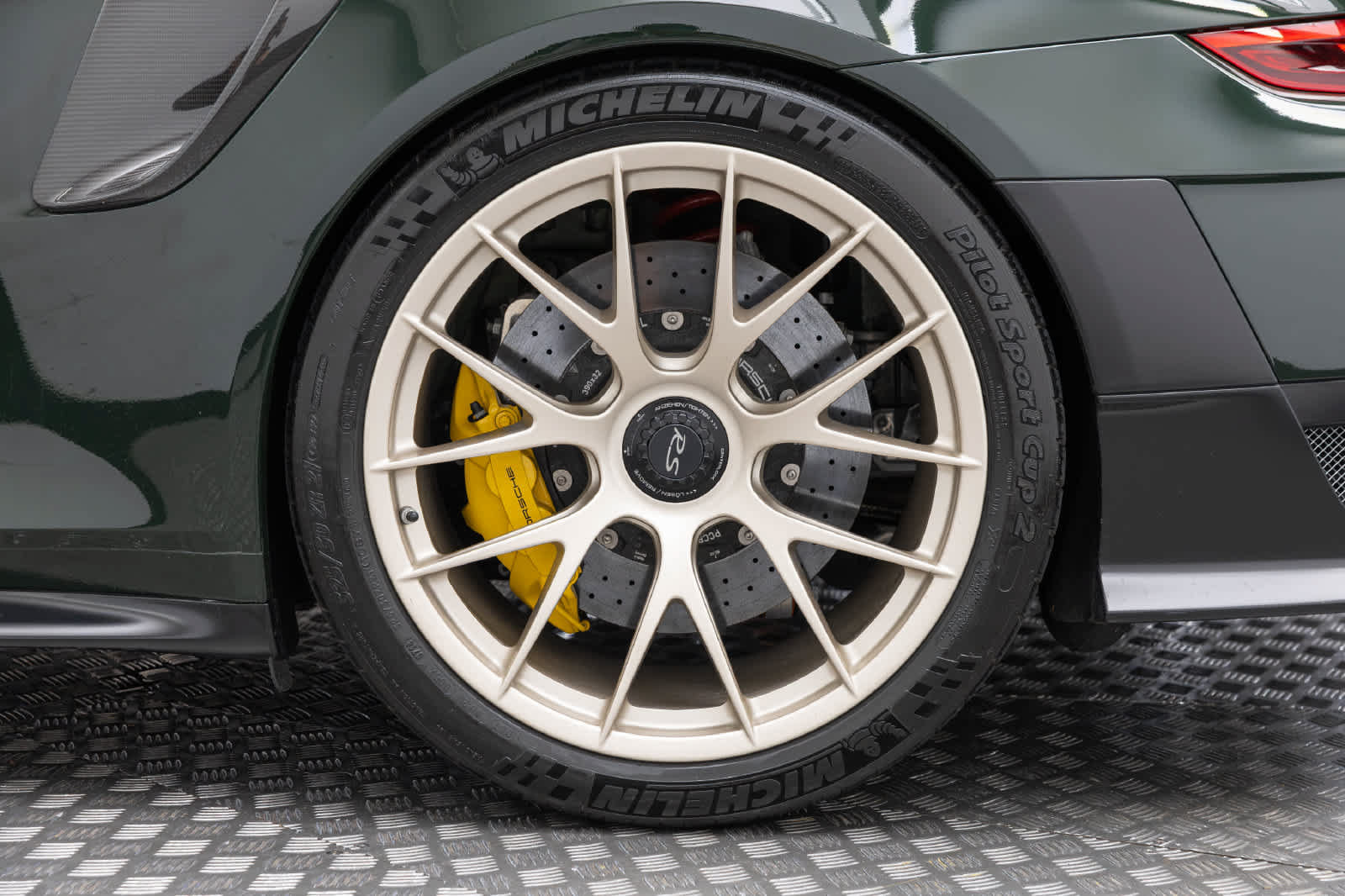 Used 2018 Porsche 911 GT2 RS RWD image 42