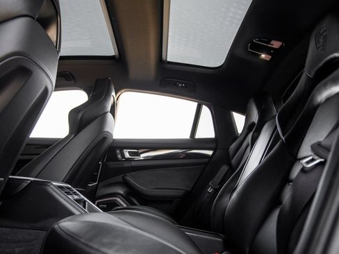 Certified 2023 Porsche Panamera 4S AWD/4WD image 35