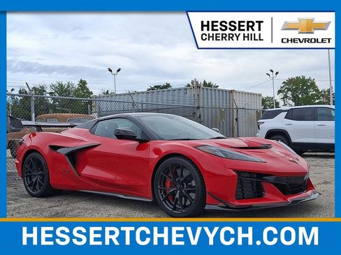 Used 2026 Chevrolet Corvette ZR1 w/ ZR1 Carbon Fiber Aero Package RWD image 1