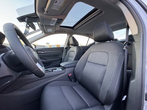 New 2025 Nissan Altima 2.5 SV w/ SV Premium Package image 15