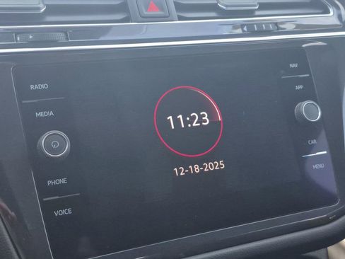 Used 2022 Volkswagen Tiguan SEL R-Line image 21