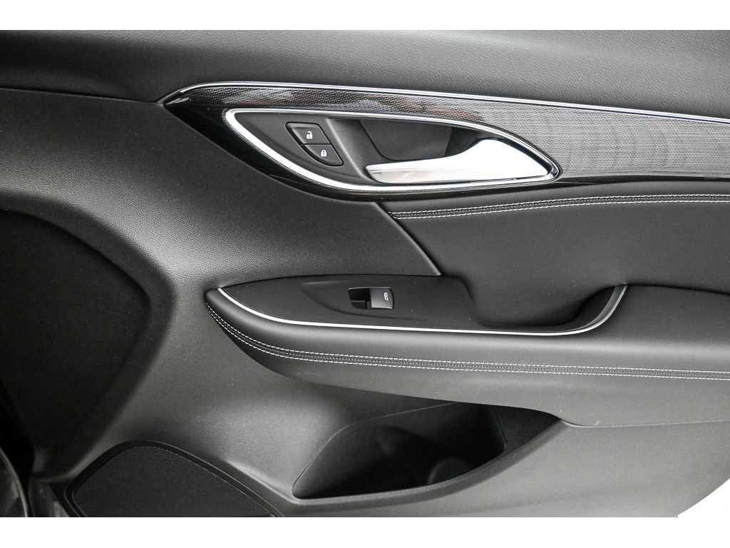 Used 2023 Buick Envision Preferred AWD/4WD image 18