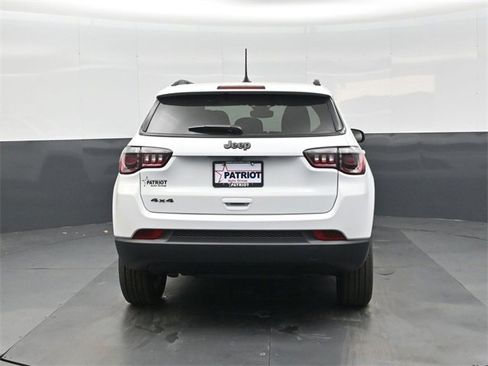 New 2026 Jeep Compass Latitude image 5