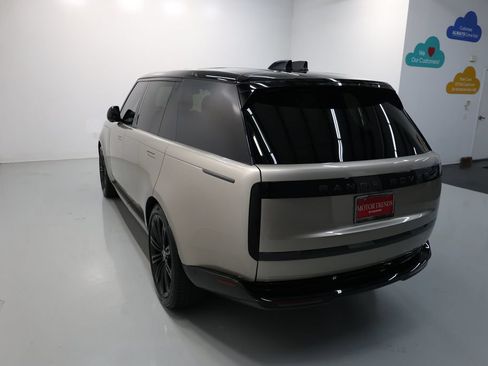 Used 2025 Land Rover Range Rover Long Wheelbase SE AWD/4WD image 63