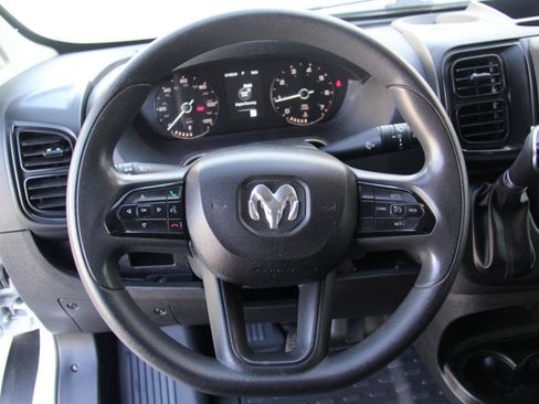 Used 2022 RAM ProMaster 2500 FWD image 11