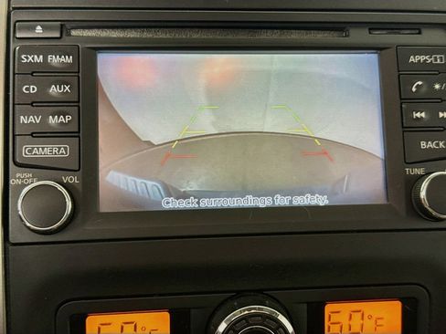 Used 2019 Nissan Frontier SL RWD image 14