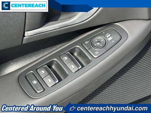 Used 2023 Hyundai Sonata SE image 14