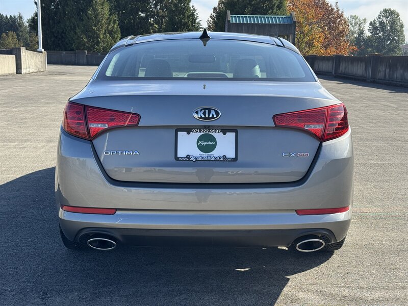 Used 2013 Kia Optima EX w/ Premium Pkg FWD image 4