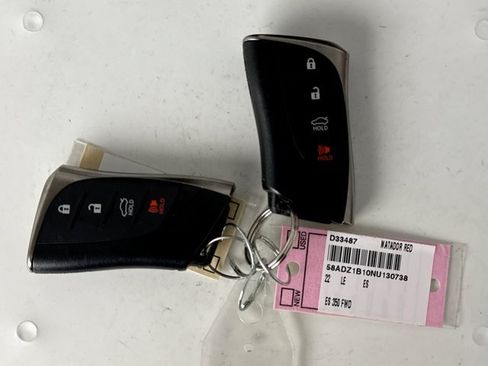 Used 2022 Lexus ES 350 w/ Premium Package FWD image 10