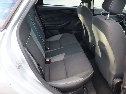 Used 2014 Ford Focus S image 18