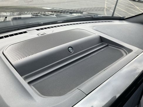 Used 2023 Ford F150 Lariat w/ Equipment Group 502A High image 10