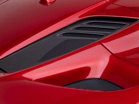 Certified 2023 Ferrari F8 Tributo RWD image 34