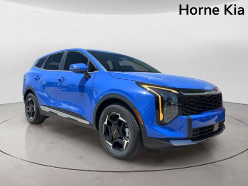 New 2026 Kia Sportage EX FWD image 2