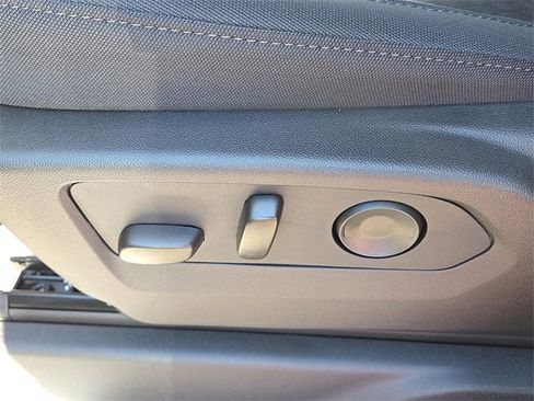 New 2026 Chevrolet Silverado 1500 RST w/ Z71 Off-Road Package image 10