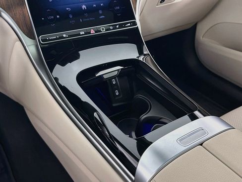 Certified 2026 Mercedes-Benz GLC 300 image 6