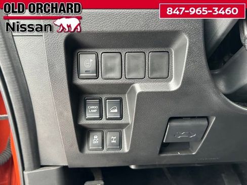 Used 2025 Nissan Frontier PRO-4X w/ Black Accent Package image 16