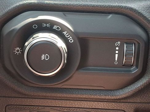Used 2024 Jeep Wrangler Sport AWD/4WD image 24