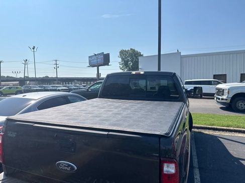 Used 2008 Ford F250 Lariat AWD/4WD image 6
