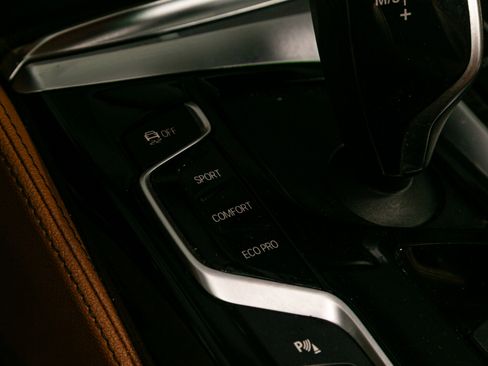 Used 2019 BMW 640i Gran Turismo xDrive w/ Luxury Package image 43