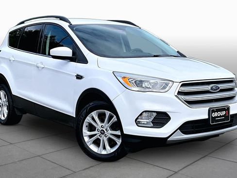 Used 2018 Ford Escape SEL AWD/4WD image 3