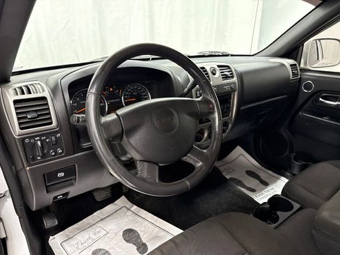 Used 2010 GMC Canyon SLE image 18