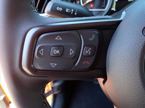 New 2025 Jeep Gladiator Sport image 13