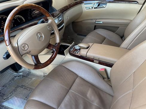 Used 2008 Mercedes-Benz S 550 image 4