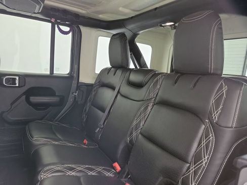 Used 2019 Jeep Wrangler Unlimited Sport S AWD/4WD image 10