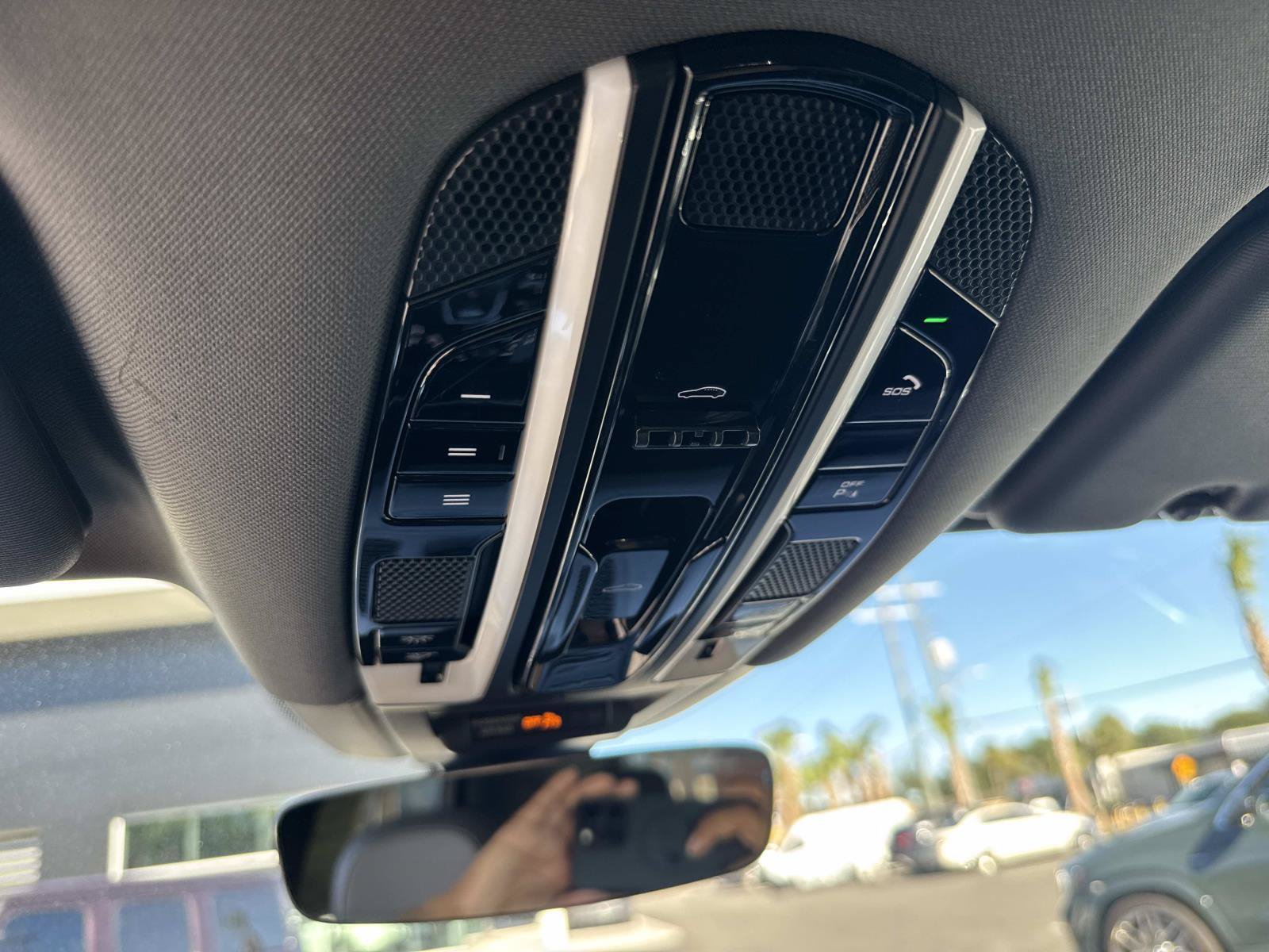 Used 2019 Porsche Cayenne AWD/4WD image 28