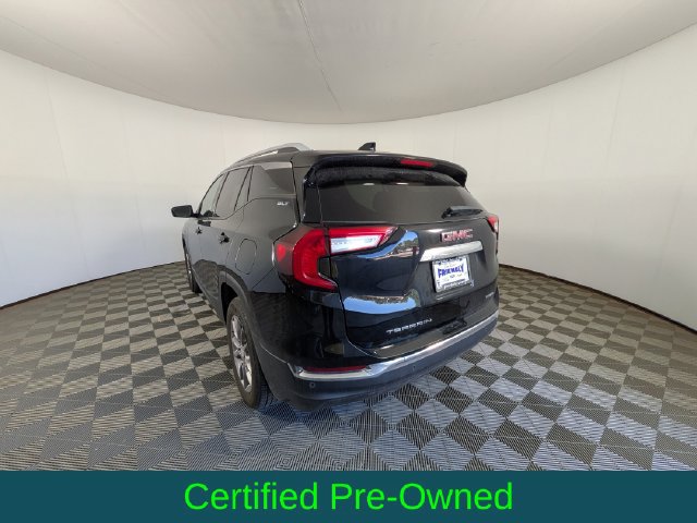 Used 2023 GMC Terrain SLT AWD/4WD image 4