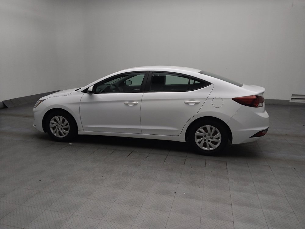 Used 2020 Hyundai Elantra SE w/ Cargo Package (C1) FWD image 3