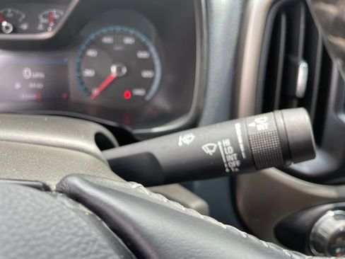 Used 2021 Chevrolet Colorado Z71 AWD/4WD image 31