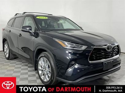 Used 2023 Toyota Highlander Limited