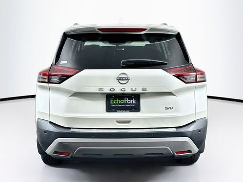 Used 2023 Nissan Rogue SV w/ SV Premium B Package FWD image 7