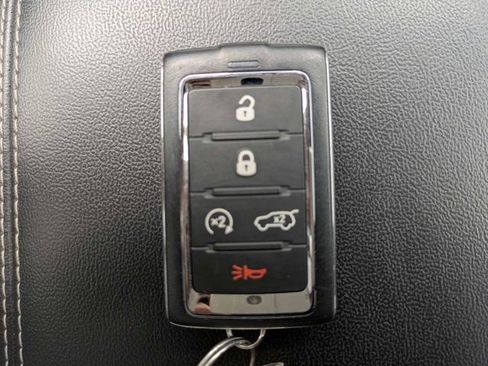 Used 2023 Jeep Grand Cherokee L Laredo AWD/4WD image 32