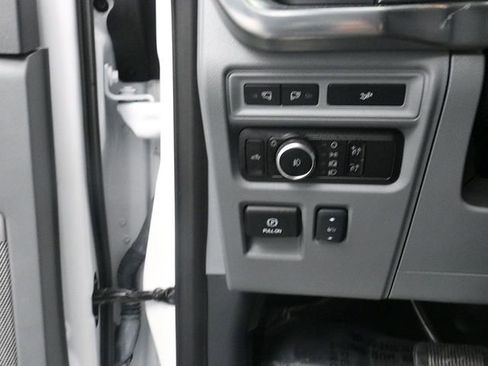 Used 2023 Ford F150 Lariat image 20