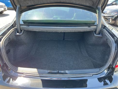 Used 2017 Dodge Charger SXT w/ AWD Plus Group image 14